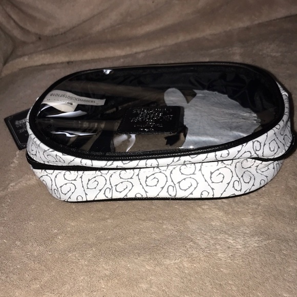 Disney Nightmare before Christmas Loungefly bag New - Picture 3 of 3